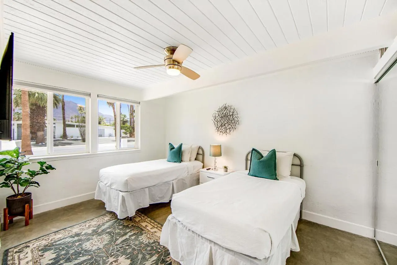 Holiday home Desert Style Permit# 4102 Palm Springs
